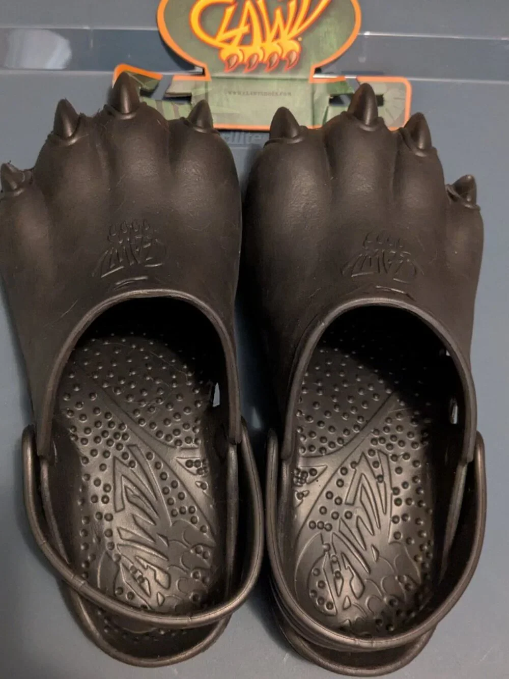 Clawz Monster Claw Shoes Black M6/W7 — Werewolf Novelty Halloween Unisex NWOT